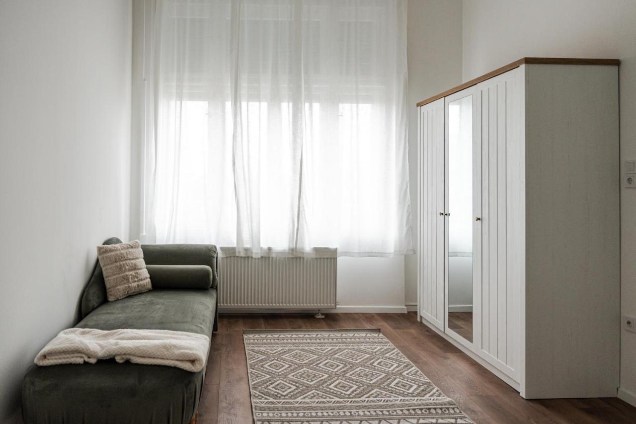 Volenter Lux Apartment Uno Baja Dış mekan fotoğraf