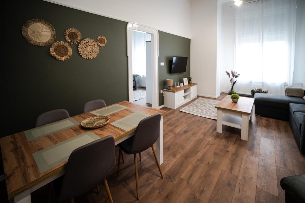 Volenter Lux Apartment Uno Baja Dış mekan fotoğraf